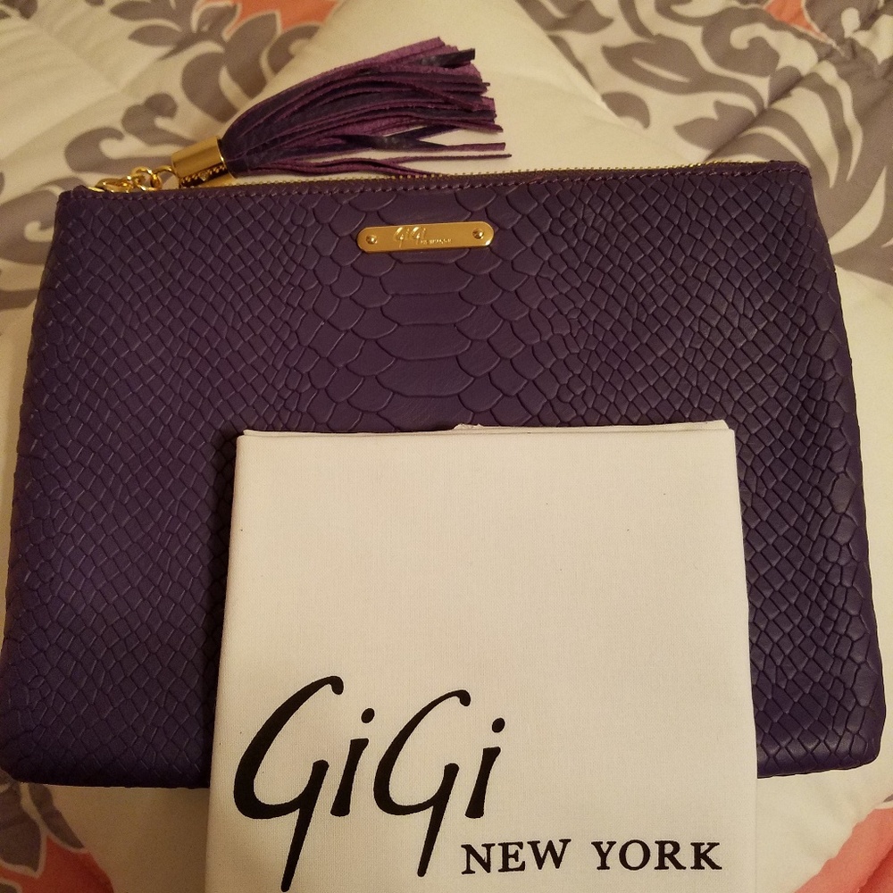 Gigi NY Clutch